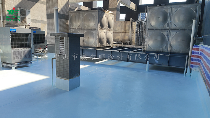 4.4完工后屋面.jpg